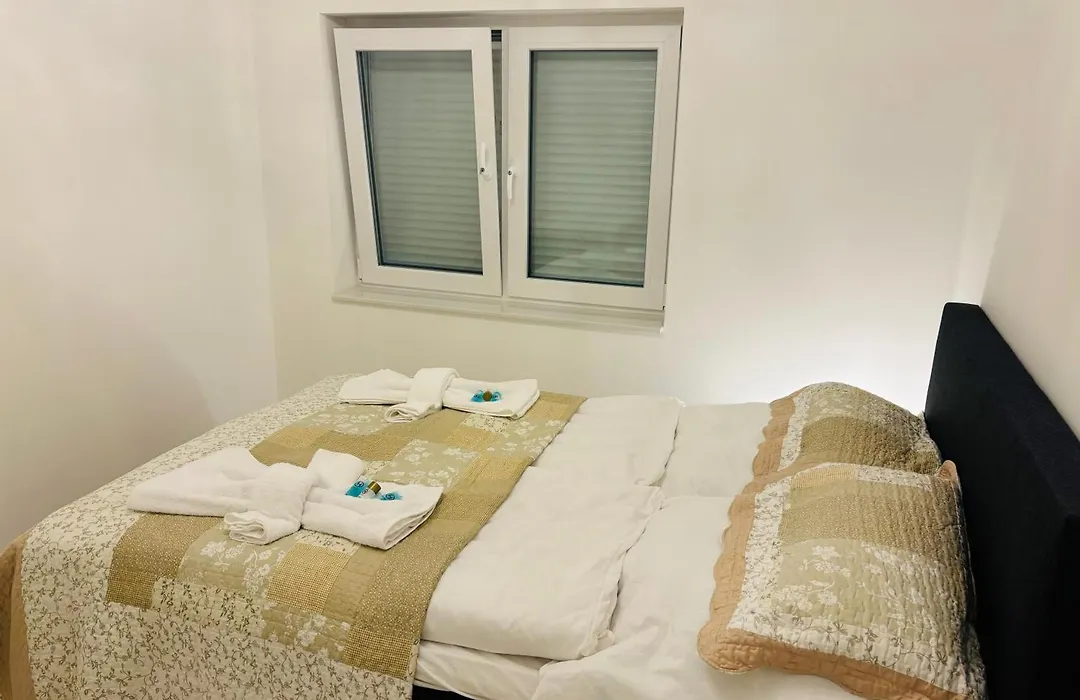 Modern living in Hamburg-Wandsbek SELF CHECK-IN 2x Schlafzimmer 1x Schlafsofa-1